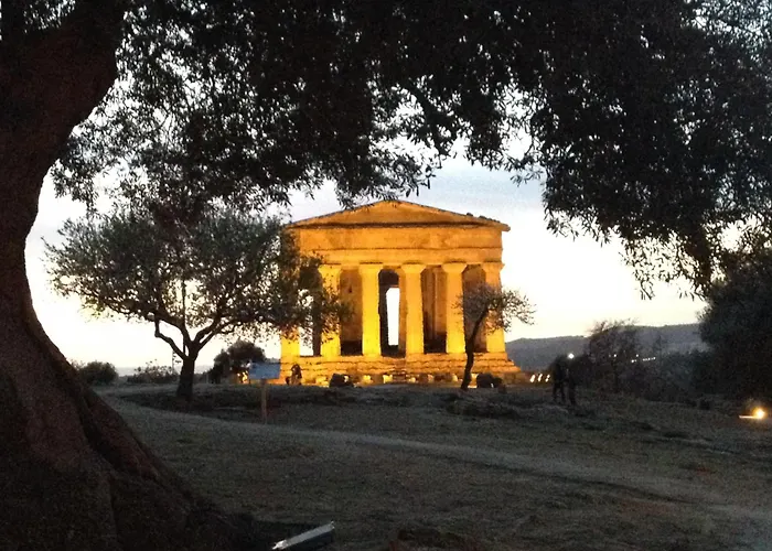 Alojamento de Acomodação e Pequeno-almoço B&B San Leone 4*